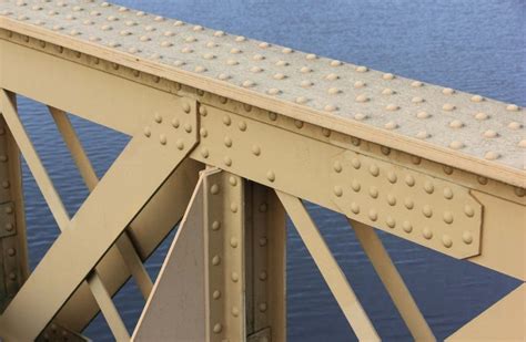 Sambungan Paku Keling Pada Struktur Baja - KPS Steel - balustradellc