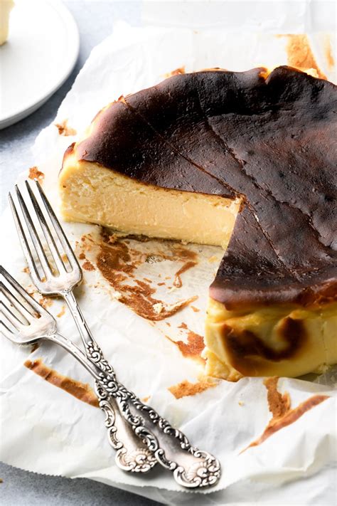 SAN SEBASTIAN CHEESECAKE.