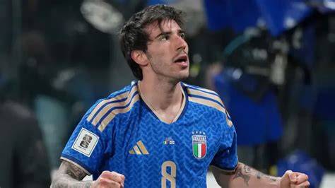 Sandro Tonali, Sang Penjaga Asa Italia untuk tampil di Piala Dunia ... - raincitystudios.com