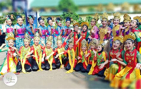 Sanggar Tari & Musik Syofyani | Padang - muktibox.com