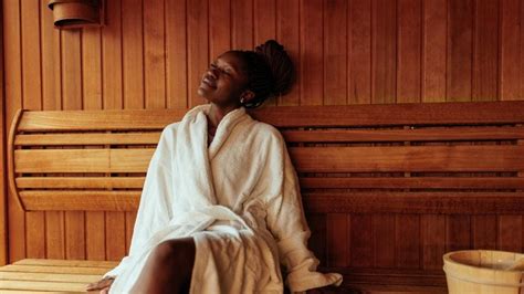 Sauna Benefits for Women: What the Science Says - balustradellc