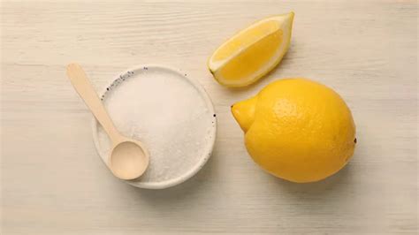 Say Goodbye To Yellow Nails: How Lemon and Baking Soda Help Whiten ... - balustradellc