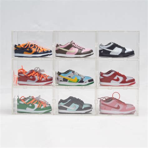 SB Dunk Low Mini Sneakers Collection with Display Storage Case …