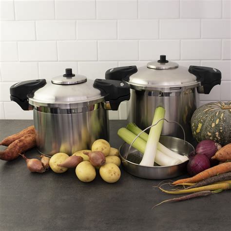 SCANPAN Sainless Steel pressure cooker as new condition