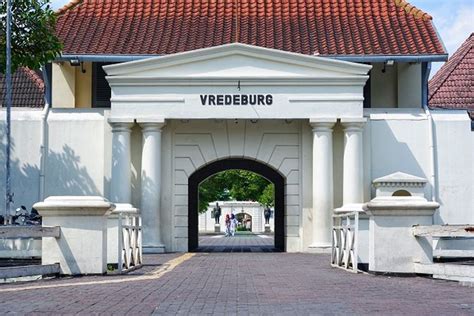 Sejarah Benteng Vredeburg - wintechmobiles.com