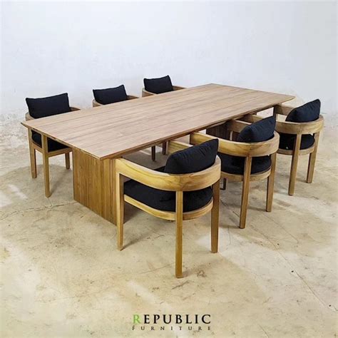 Sejarah Furniture Indonesia: Dari Tradisi ke Tren Modern - balustradellc