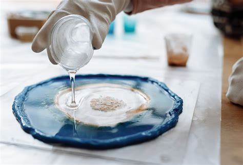 Sekilas tentang Resin Art - She Nisa - muktibox.com