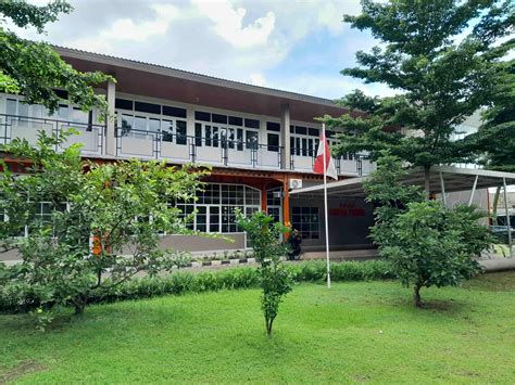 Sekolah || CINEMATIC VIDEO - muktibox.com