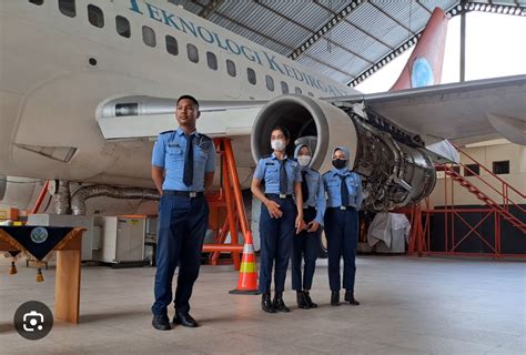 Sekolah Penerbangan (Pilot) Indonesia | - balustradellc