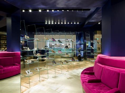 Selfridges Shoe Galleries, London – NDYLIGHT - balustradellc