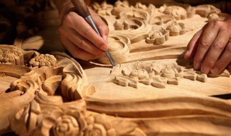 Seni Ukir: Pengertian - Jenis dan Contoh - balustradellc