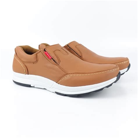 Sepatu Pria Dewasa Terbaru 2026 Slip On - balustradellc