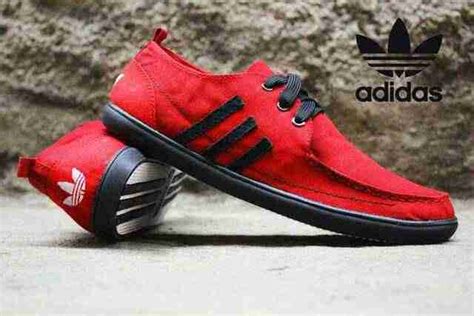 Sepatu Terbaru Maret 2026 - balustradellc