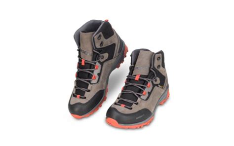 Sepatu Waterproof Untuk Hiking: Fungsi, Perbedaan - balustradellc