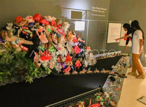 Serasah: Bukan Sekedar Sampah - Media Online … - raincitystudios.com