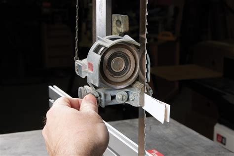 Setting Up Your Band Saw for Resawing - Popular … - balustradellc