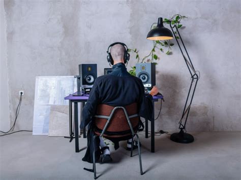 Setup Your Studio Monitors the Right Way - balustradellc