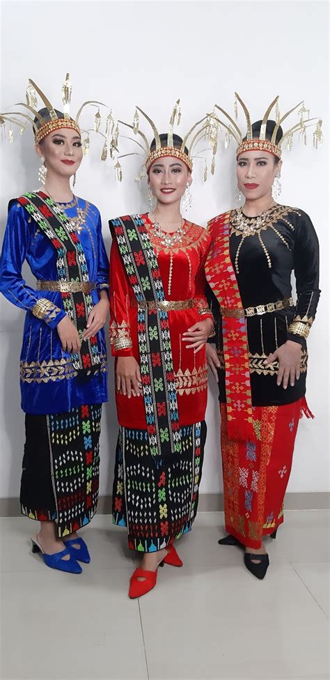 Sewa Baju Daerah - Sanggar Tari Tradisional Yudha Asri - muktibox.com