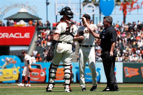 SF Giants’ Ross Stripling leaves start vs. Phillies early with back injury
