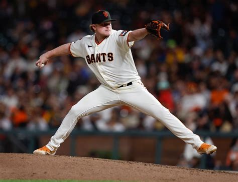 SF Giants ace dismisses Cy Young talk, wants wins and ‘big changes’ instead
