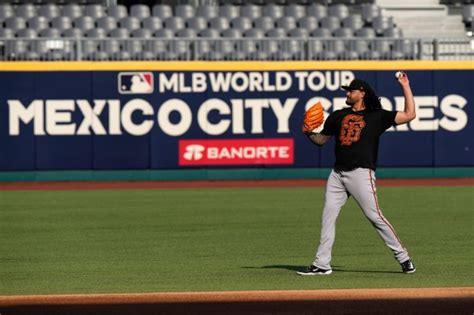 SF Giants in Mexico City: Gabe Kapler’s adventures on public transit, pitchers adjust to altitude