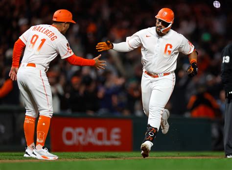 SF Giants walk tight rope to blank Dodgers, beat rivals for first time in 2023