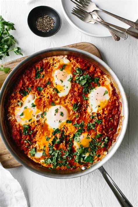 Shakshuka (Middle Eastern Breakfast Dish) Recipe - balustradellc