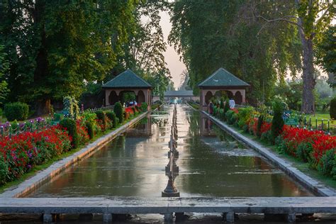 Shalimar Bagh, Srinagar - wintechmobiles.com