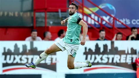 Shelbourne climb up to fourth as Derry City hit third defeat in six ... - balustradellc