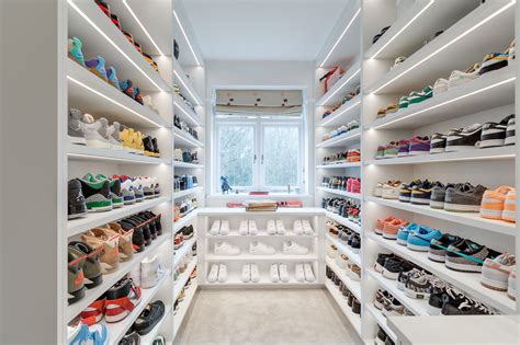 Shoe Room Luxury - balustradellc