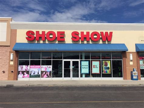 SHOE SHOW - 124 Newport Towne Ctr, Newport, Tennessee