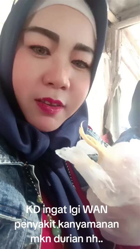 SI MONTOK WALLPAPER suara sensual & kualitas HD abg live hot kreasi anak belum diposting unduh film terharu image 1