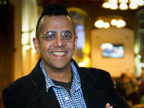 Simon Singh - wintechmobiles.com