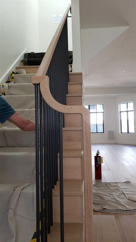 Simple Scarf Joint in a White Oak Handrail - balustradellc