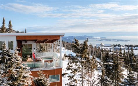 Ski Chalets That Double As Winter Wonderlands - balustradellc