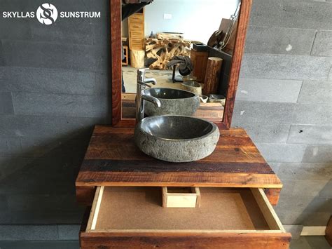 Skyllas & Sunstrum - Our products - balustradellc