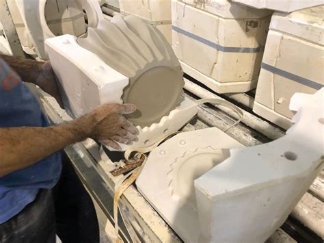 Slip Casting in Ceramics - Ceramic Resource - muktibox.com