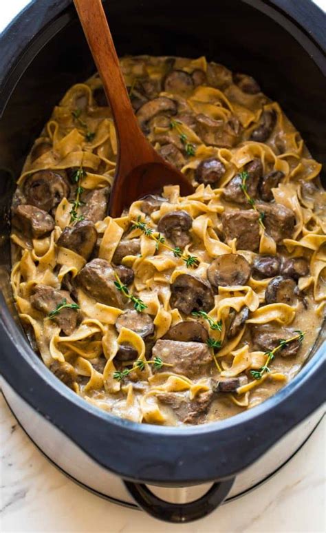 Slow Cooker Beef Stroganoff for a Cozy Family Dinner - balustradellc