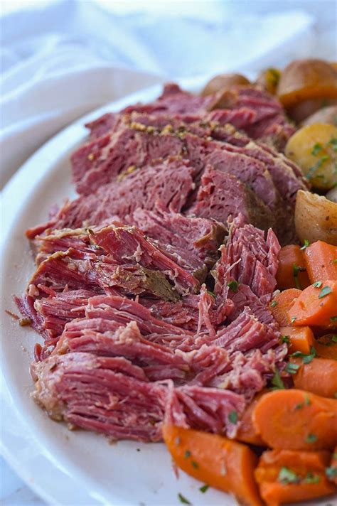 Slow Cooker Corned Beef - The Country Cook - balustradellc