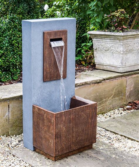 Small garden water feature ideas: 10 decorative designs for little ... - balustradellc