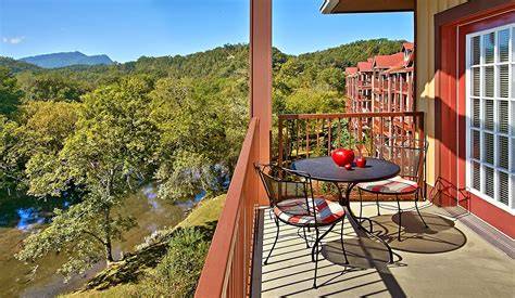 Smoky Mountain Condos and Villas | Appleview River … - raincitystudios.com