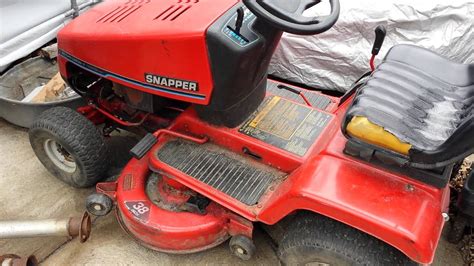 SNAPPER RIDING MOWER - YouTube