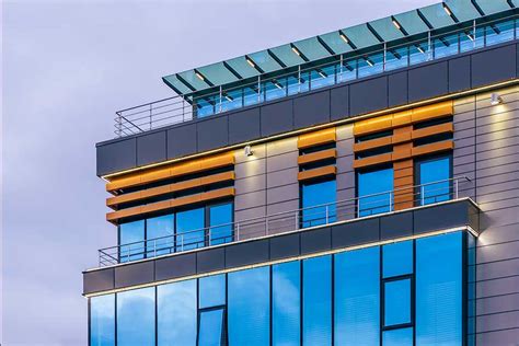 SNI Lampu Facade Bangunan - Biruni Consulting - balustradellc