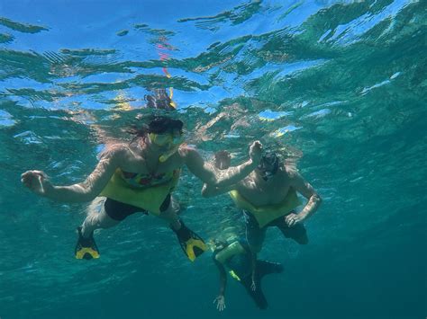 Snorkeling from Hopkins - Belizing - muktibox.com