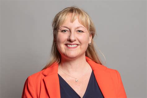 SNP MP Lisa Cameron defects to Conservatives