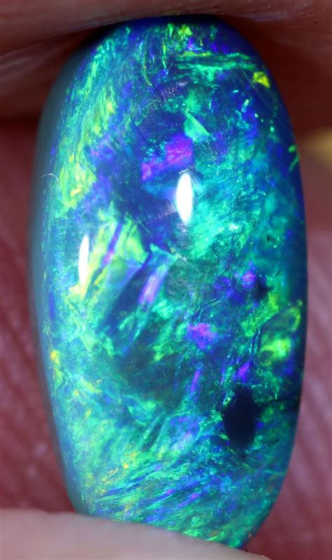 SO CHEAP - LARGE AMAZING SOLID BLACK AUST OPAL - 20cts …