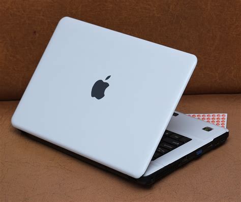 Solusi Laptop Casing Rusak, Lecet, Pudar, Terkelupas - balustradellc