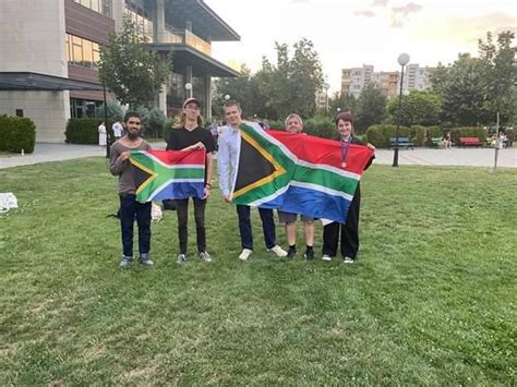 South African students shine in international and national mathematics ... - wintechmobiles.com