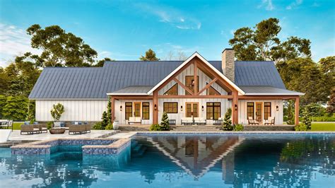 Spacious Modern Farmhouse with Open-Concept Living and Luxurious Owner ... - balustradellc