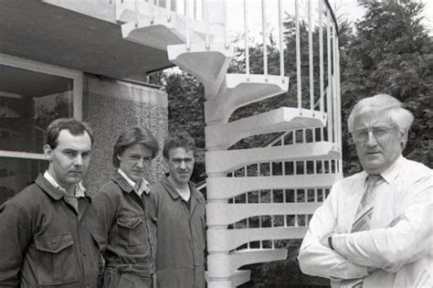 Spiral UK - Bespoke Spiral Staircase Manufacturers - balustradellc